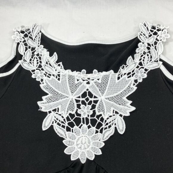 Joress Curve Lace Crochet Cold Shoulder Top 2XL Women Black Whimsigoth Fairy Y2K - Picture 13 of 14